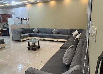 شاليه بجلس وفناء خارجي 