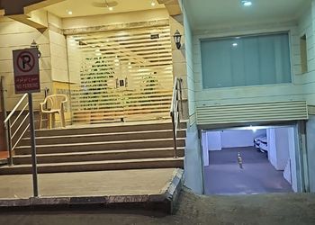 استديو بسرير ماستر