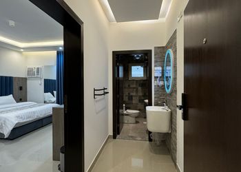 استديو انيق بدخول ذاتي