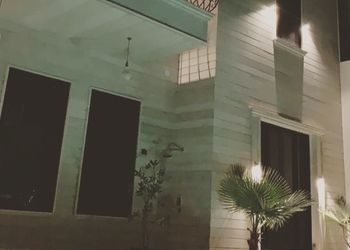 فيلا بدورين و ٤ غرف نوم ومسبح