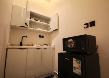 استديو هادئ بسرير ماستر