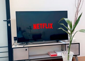 استديو هادئ بسرير ماستر 