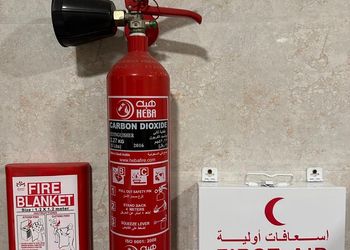 شقة بغرفتين نوم وصالة