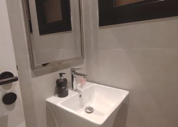 استديو بسرير مفرد ودخول ذاتي