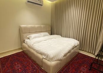 شقة فاخرة مكونة من ثلاث غرف نوم