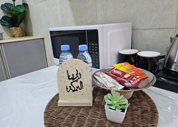 شقة بدخول ذاتي وغرفة نوم 