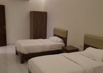 شاليه بركن شواء وألعاب مائية 
