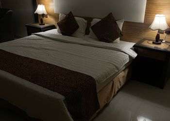 استديو بسرير ماستر ودخول ذاتي