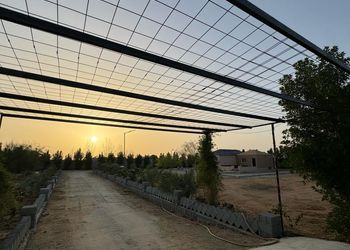 مزرعة بمناظر خلابة وجلسة خارجية 
