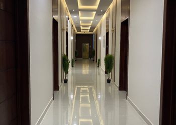 شقة بدخول ذاتي وصالة مريحة