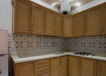 استراحة بمسبح وجلسه خارجيه 