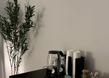 استديو هادئ بسرير ماستر 