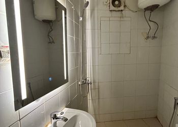 استديو بسرير ماستر وأثاث مريح