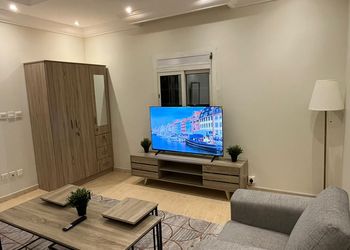 استديو هادئ بسرير ماستر 