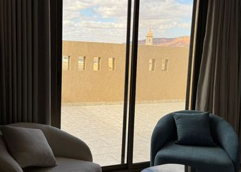 استديو بسرير ماستر