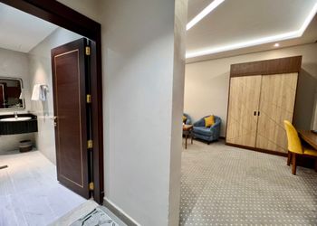 استديو بسريرين فردية