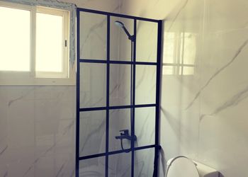 استراحة بمسبح خارجي وألعاب اطفال