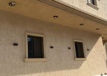 استديو بسرير ماستر وأثاث مريح 