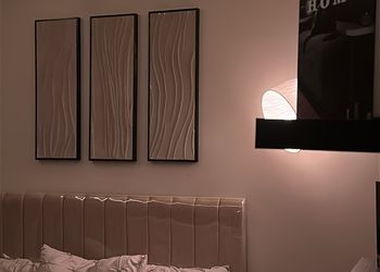 استديو بسرير ماستر وجلسة 