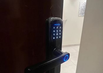 شقة بغرفتين وصالة