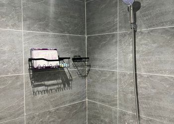 استديو بدخول ذاتي 