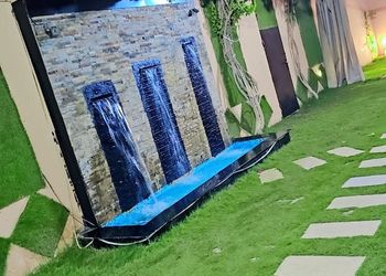 شاليه بالعاب مائية 
