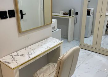 استديو بسرير ماستر