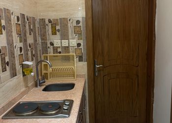 استديو بسرير ماستر وجلسة خارجية 