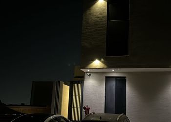 استديو انيق بدخول ذاتي 