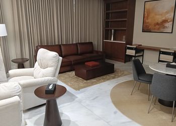 منتجع فندقي بمجالس فاخرة وغرف واسعة 