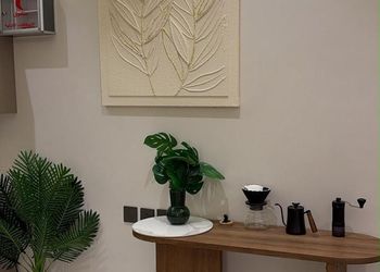 شقة بغرفة معيشة وغرفة نوم 