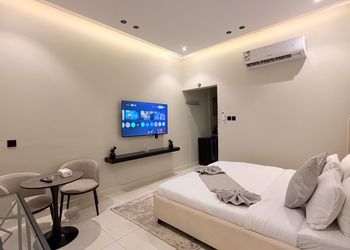 استديو هادئ بسرير ماستر 