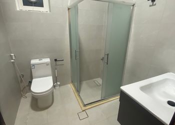 استديو بسرير ماستر وأثاث مريح 