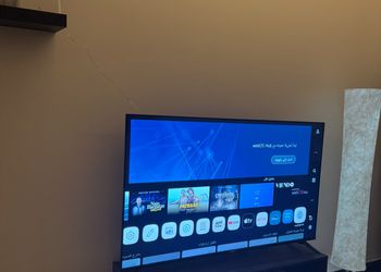 استديو بسرير ماستر وأثاث مريح 