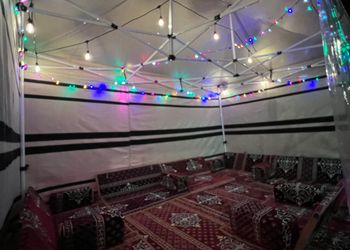شالية بمجالس ومسطح اخضر