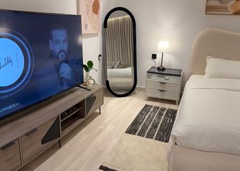 استديو هادئ بسرير ماستر 