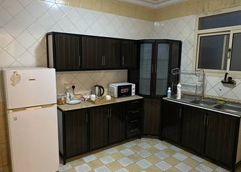 شقة بغرفة نوم وصالة 
