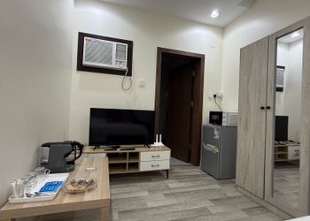 استديو بسرير ماستر ودخول ذاتي
