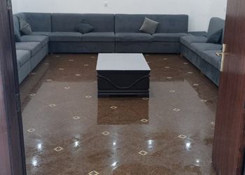 استراحه بصالة مطلة على المسبح 