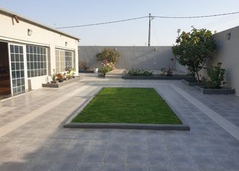 استراحة بمسطح اخضر والعاب مائيه 