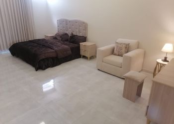 شقة بغرفتين نوم وصالة
