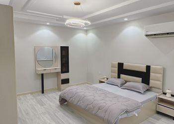 شقه كبيره فخمه بخمس غرف