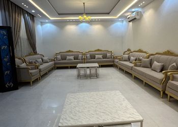 استراحة بمسطح أخضر ومجلس ومسبح 