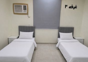 شقة بصاله و 3 غرف نوم