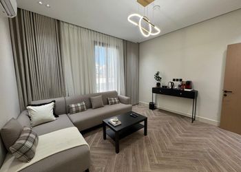 شقه بغرفه نوم ودخول ذاتي