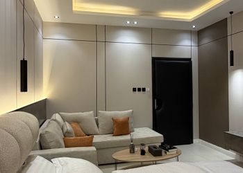 استديو بتصميم أنيق ودخول ذاتي 