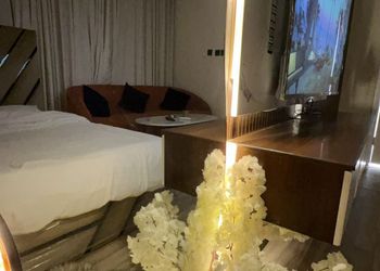 استديو هادئ بسرير ماستر 