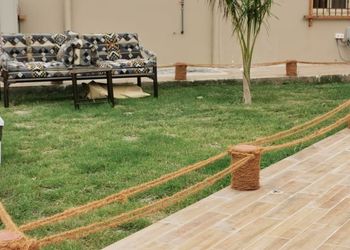 استراحه بمسبح خارجي واطلاله على الجبل