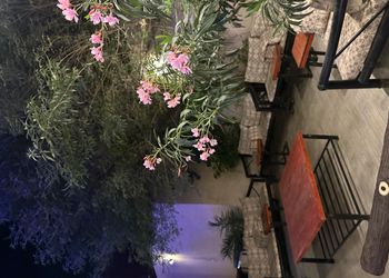 شاليه بمجلس وألعاب أطفال 