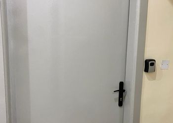 استديو بدخول ذاتي وسرير مريح 